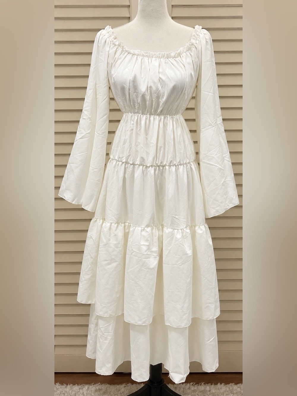 Renaissance medieval chemise White Tiered Maxi Dress - Classic Women's